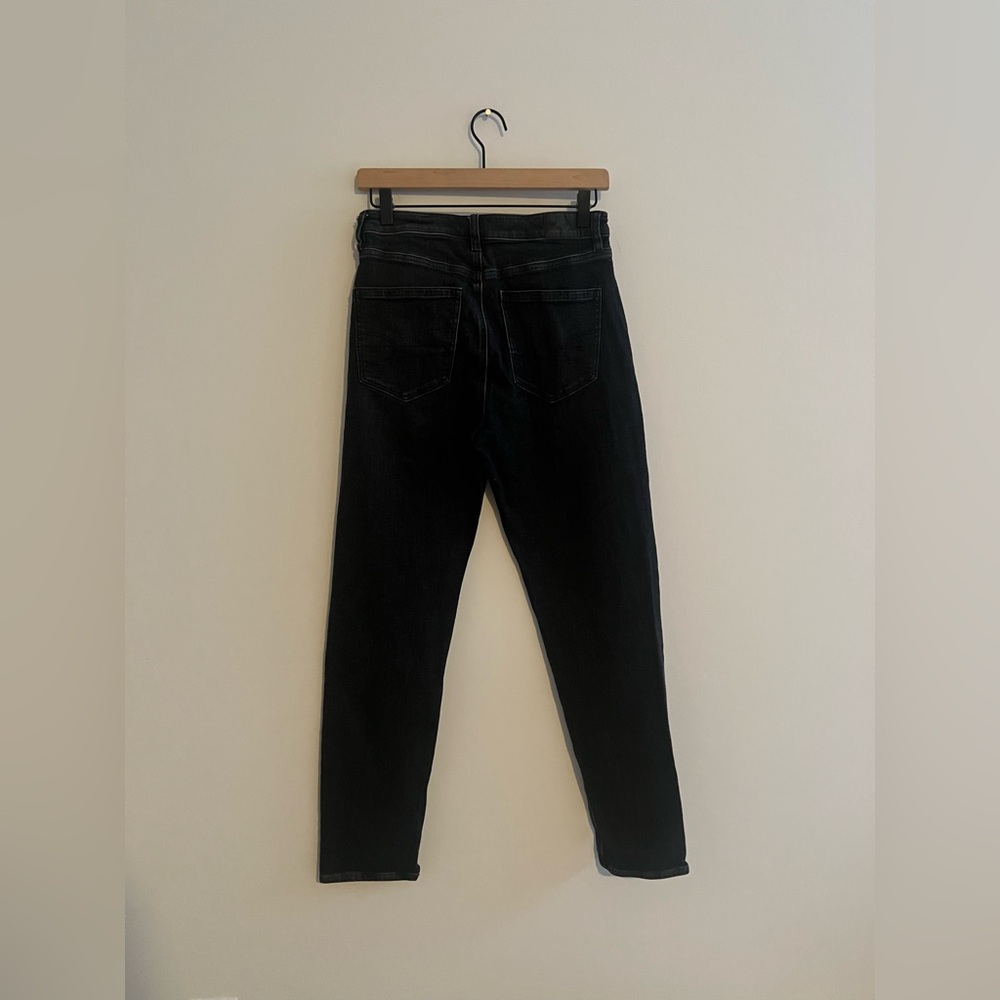 American Eagle “Strigid” Black High Rise Straight Jeans Size 2 Regular - Picture 5 of 9